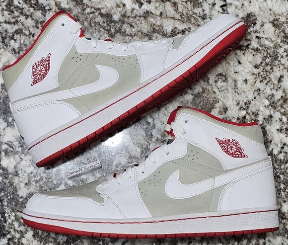 2008 Nike Air Jordan 1 Retro Hare Bugs Bunny SAMPLE 999999999 SIZE 12.5 RARE 3 4 main image 6